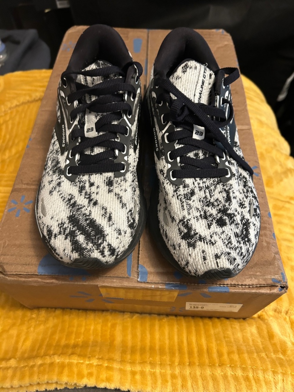 Brooks  Black and White Knit Running Sneakers